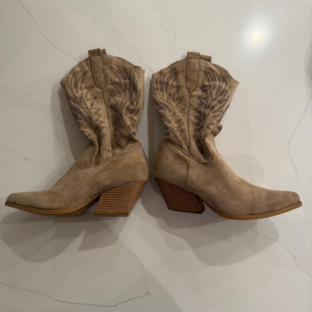 Womens Tan Faux Suede Embroidered Western Cowboy Boots Pointed Toe Block Heel